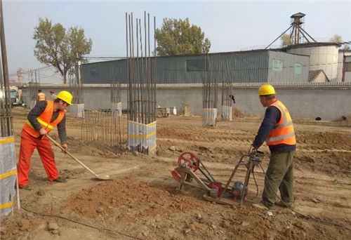 地基下沉正常多少公分厚度（地基下沉在10mm以上屬于正常范圍，不同地質(zhì)地基下沉對(duì)建筑影響評(píng)估）